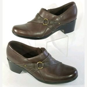 Clark's Women's Slip On LoafersBrownLeather